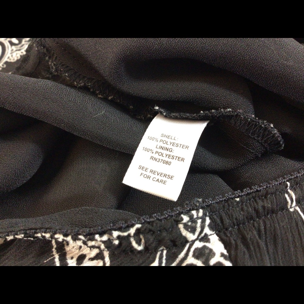 Woman’s Sz M CATO Blk & White Floral/Vine Skirt - Picture 10 of 11